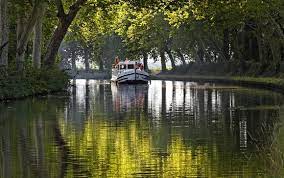 2 heures, 1/2 journée, journée ou semaine. Balade En Bateau De Long De L Herault Et Du Canal Du Midi Demeure Terrisse