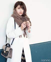 馬場ふみかは白コート ブラウンコーデでピュア感max 毎日コーデ ファッション ファッションスタイル 女性の服装
