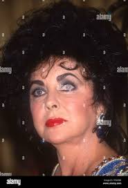 Liz taylor photo hi-res stock photography and images