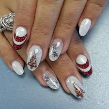 Almond Shaped Gel Nails For Christmas Christmas Nail Designs Holiday Nail Designs Red Christmas Nails