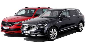 The vehicle is positioned as the largest škoda suv, above the škoda kamiq and škoda karoq. Skoda Kodiaq Vw Touareg Grosse Suvs Im Vergleich Adac