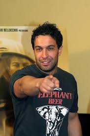 The victim of this terrible accident , occurred this morning during a parachute jump of the aviosuperficie in terni, is the ex italian big brother housemate pietro taricone , a 35 year old actor. Who Is Pietro Taricone Dating Pietro Taricone Girlfriend Wife