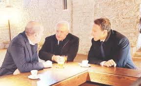 From wikimedia commons, the free media repository. De Luca Prova A Convincere Zingaretti Il Quotidiano Del Sud