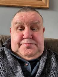 Single from Austria ♥️ Travelling to any country