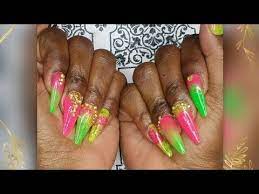 This is a lime green and hot pink nail design that is easy and fast to do! Watch Me My Hot Pink Neon Green Acrylic Nails Youtube