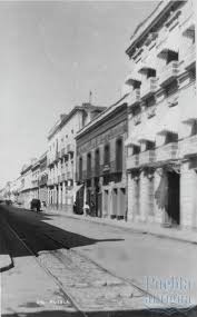 Huelva: Calle José Nogales, ante el antiguo Hotel Victoria año de 1946.