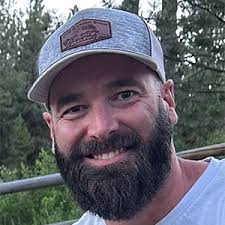 Meet our Pastors & Support Staff