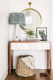 10 Ideas Para Decorar El Mueble Recibidor Y Dejarlo Precioso Muebles De Entrada Decoracion De Interiores Decoracion De Entrada