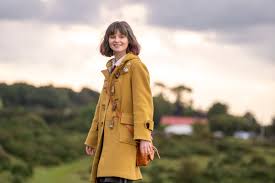 Eddie is keen to follow his dad into the military, while amber dreams of moving to london. Exclusive Interview Dating Amber Star Lola Petticrew Playing Amber Helped Me Come To Terms With My Own Sexuality My Sort Of Second Coming Out Has Been The Most Liberating Thing The Queer Review