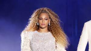 Every beyoncé hairstyle you need to see. A Guide To Going Baby Blonde Like Beyonce According To Her Colorist Vogue