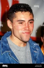 Featherweight boxer hi-res stock photography and images