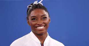 She is a american gymnast. Qkdsoczstlrjpm