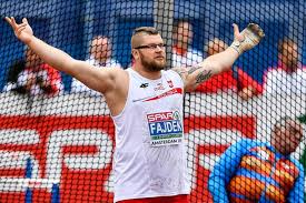 Pawel fajdek of poland became the first man to collect four world golds in this discipline tonight with a best effort of 80.50m in the. Londyn 2017 Fajdek Przepedzil Demony Z Rio Wierze W Zloty Medal Ms Super Express