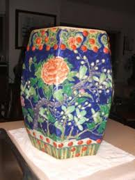S o k z f p o 3 n o s o g r 2 e 7 d w l. Antique Hand Painted Chinese Garden Stool