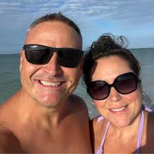 Can a salicylic acid treatment be effective for a foot wart?