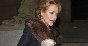Dagmar havlová can be seen using the following weapons in the following films. Dagmar Havlova Sokujici Zmena Vzhledu Ahaonline Cz