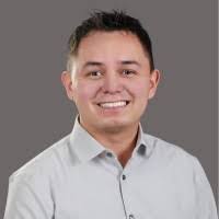 Evan Lake's Instagram, Twitter & Facebook