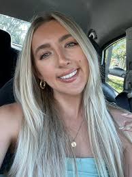 Hello everybody! My name is Jackie, I'm 22 and I just moved from Lancaster  Pennsylvania to St.Pete about two weeks ago. I'm looking for a roomie or  two (or 5, whichever works)