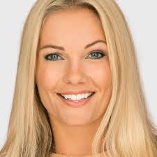 Caroline Fleming | Ladies of London: The New Reign
