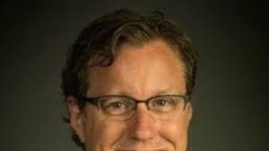 Vincent Leo's Instagram, Twitter & Facebook