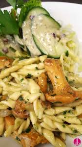 Rezept Strozzapreti Mit Frischen Pfifferlingen Rezept Rezepte Pfifferlinge Pfifferlinge Rezept