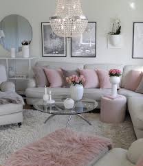 This pink and teal living room not only benefits from the contrast of two different colours but of several different shades of pink too. Aventina Mohamed S Ø¯ÙŠÙƒÙˆØ±Ø§Øª Ø±ÙˆÙˆÙˆØ¹Ø© Images From The Web Decor Home Living Room Pink Living Room Decor Living Room Decor Apartment