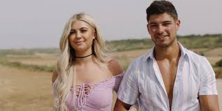This year love island has made one big change to the villa. Anton S Friend Questions Belle S Motives In The Love Island Villa Spin1038