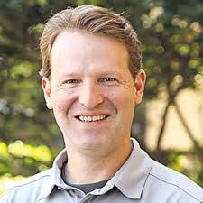 Antonio Illiano's Instagram, Twitter & Facebook