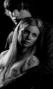 Ashton Kutcher And Amy Smart As Evan Kayleigh From The Butterfly Effect 2004 Butterfly Effect Actors The Butterfly Effect 2004