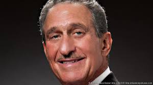 A longtime anonymous donor reveals her identity