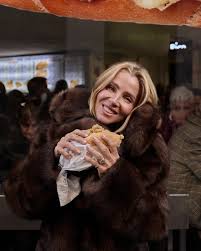 Image result for elsa pataky interviu elle