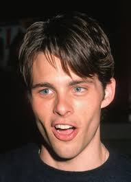 Il y a 25 ans jour pour jour, la Première Mondiale de 'X-Men' avait lieu à  Ellis Island à New York. (12 juillet 2000) : r/Fauxmoi