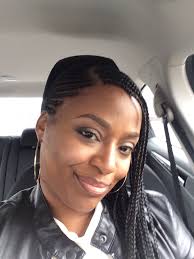 Latasha Cunningham (@ellerelations)