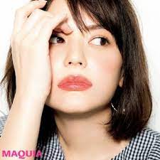 toエラやあごが気になる人 余白を埋めて メリハリ小顔になるテク覚えませんか マキアオンライン maquia online メイク 口 小 顔 メイク すっぴん風メイク