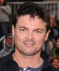 This amazing bob cut is really fantastic option for women and girls to make them look extra charming than ever. Karl Urban Hairstyles Hair Cuts And Colors