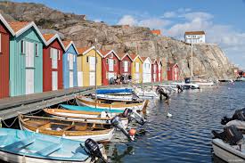 Välkommen till hotell kungshamn suites och denna mkt välplanerade lägenhet om ca 62kvm. Visit Smogen First Camp