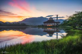 Ini adalah facebook rasmi darul quran jakim. Darul Quran Jakim Kuala Kubu Bharu Mosque Peaceful Places