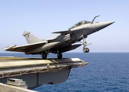 Dassault Rafale Et Porte Avions Charles De Gaulle R 91 Cacas Aeronaves Militares Aviacao