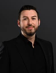 Aaron Plantenberg's Instagram, Twitter & Facebook