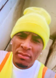 KAILUA POST. If anyone was in Frost Friday, or Oneawa market and the  parking lot to oneawa market. we lost a children's gold bracelet. $300  reward if found. It's not that expensive