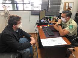 Schalper recibió respuestas de boric, hirsh y brito, quien le señaló que se abstuvo de crear comisiones que investiguen los hechos post estallido social. Diego Schalper On Twitter Me Quede Tranquilo Despues De Ver Personalmente Que El Cordon Sanitario De Angostura Tiene Todo Dispuesto Para Hacer Un Control Exhaustivo Un Consejo Quedese En Su Casa Lo La