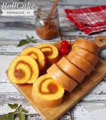 Arora mat tentang azie kitchen food blogger no 1 malaysia, menyediakan pelbagai resepi tidak hanya azie kitchen kek batik biskut marie, anda juga boleh membaca artikel mengenai resepi ayam penyet,. Koleksi Resipi Kek Gulung Homemade Sedap Super Senang