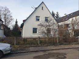 Ehrenfels castle is the closest landmark to hotel altes haus. Haus Zum Verkauf Lisbergstrasse 5 81249 Munchen Aubing Mapio Net