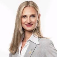 100+ Profile mit dem Suchbegriff „Yvette“