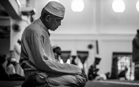 Solat ini dilakukan bagi mengharapkan pertolongan daripada allah s.w.t dalam meminta sesuatu yang dihajati atau menolak sesuatu yang tidak diingini. Cara Solat Hajat Dan Doa Panduan Mudah Dan Ringkas