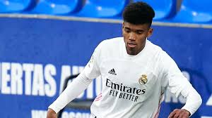 Born 3 july 2000), simply known as marvin, is a spanish professional footballer who plays as an attacking midfielder for real madrid castilla. Marvin Park Feiert Debut In Reals Startelf Wer Ist Der Youngster