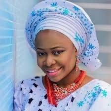 Tomi Adisa (@tomieve)