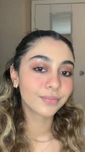 The quicker/lazier version of my go-to eye makeup look hehe 🤍 ✨✨✨✨✨✨✨...