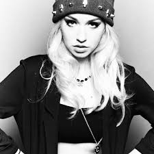 Coco Lloyd (@iamcocolloyd) • Instagram photos and videos