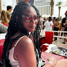 Get up && get to that chedaaaa cheeese 😆✓ TOTM 💰